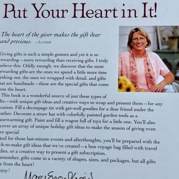 Mary Engelbreit Set of 2 Arts and Craft Books - Picture 9 of 10